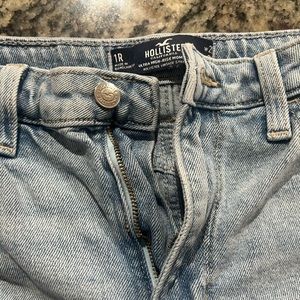 Hollister high rise mom jeans